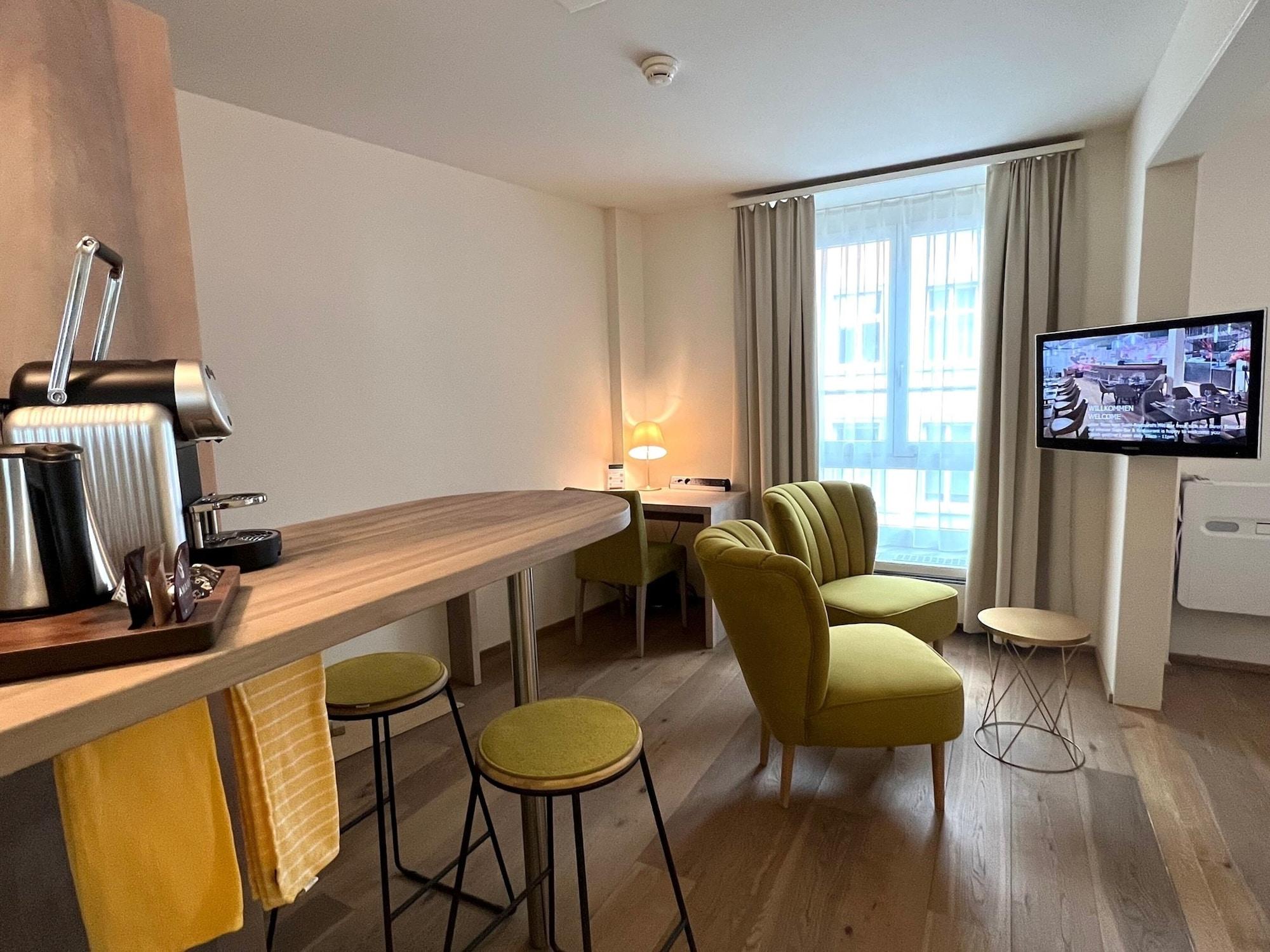 Platzhirsch Zuerich - Downtown Boutique Hotel & Sushi Lounge Extérieur photo